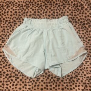 🩵Lululemon Hotty Hot Low Rise shorts🩵